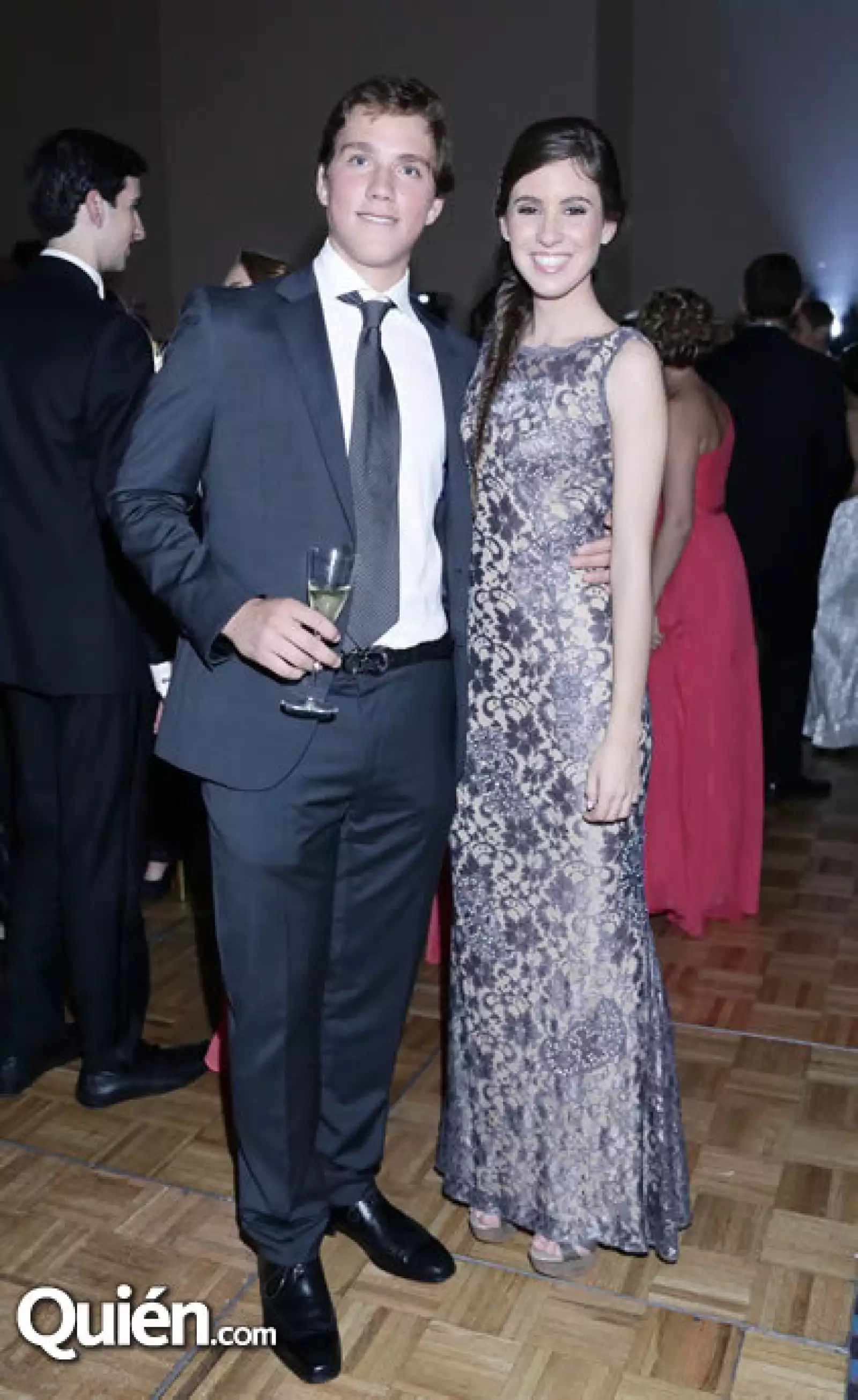 Guillermo Herrera,Ana Sofía Sapiña