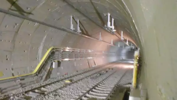 Metro Linea 12