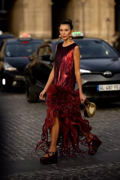 Paris str F26 1112.jpg