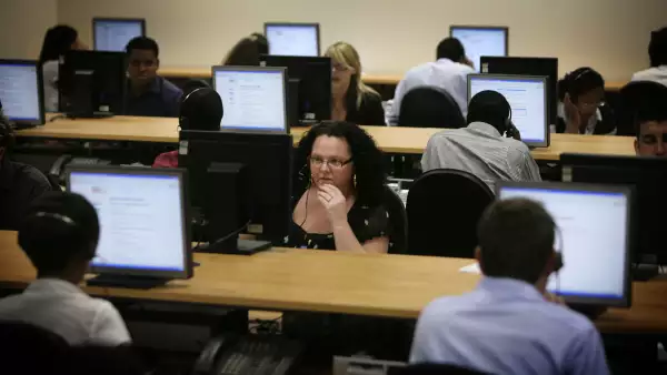 CIE permanecerá con 20% de su participación en B-Connect Services.