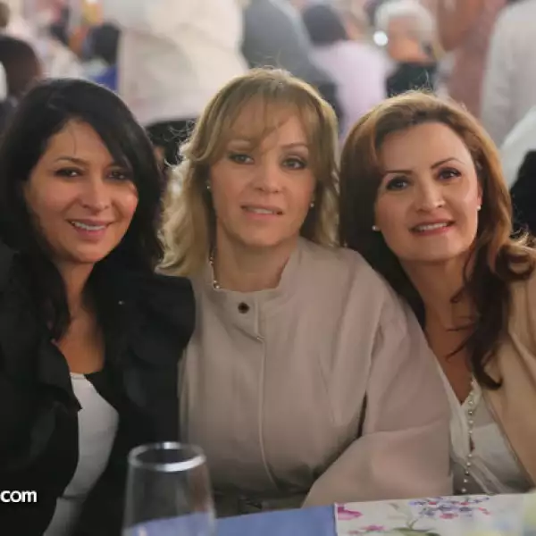 Laura Vargas,Maritza Rivera,Elisa Rivera