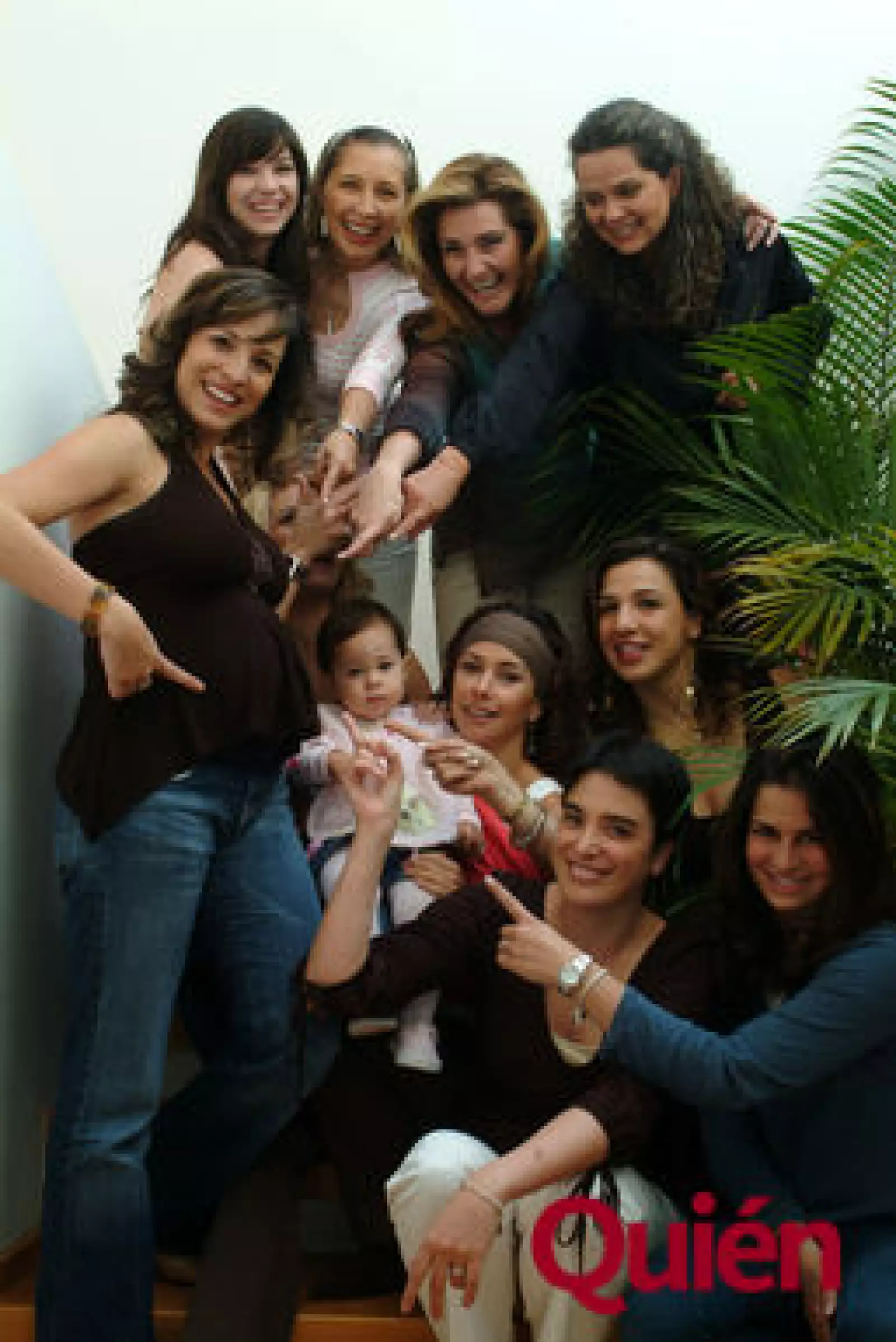 Rosalva de la Mora, Lucía Hernández, Suseth Castillo, Paola González, Anadela Lozada, Mary Carmen Barona de Serna, Isabel Dondé, Bibiana Bueno, Jessica Saenz, Ainara Ortueta, Marissa Russell