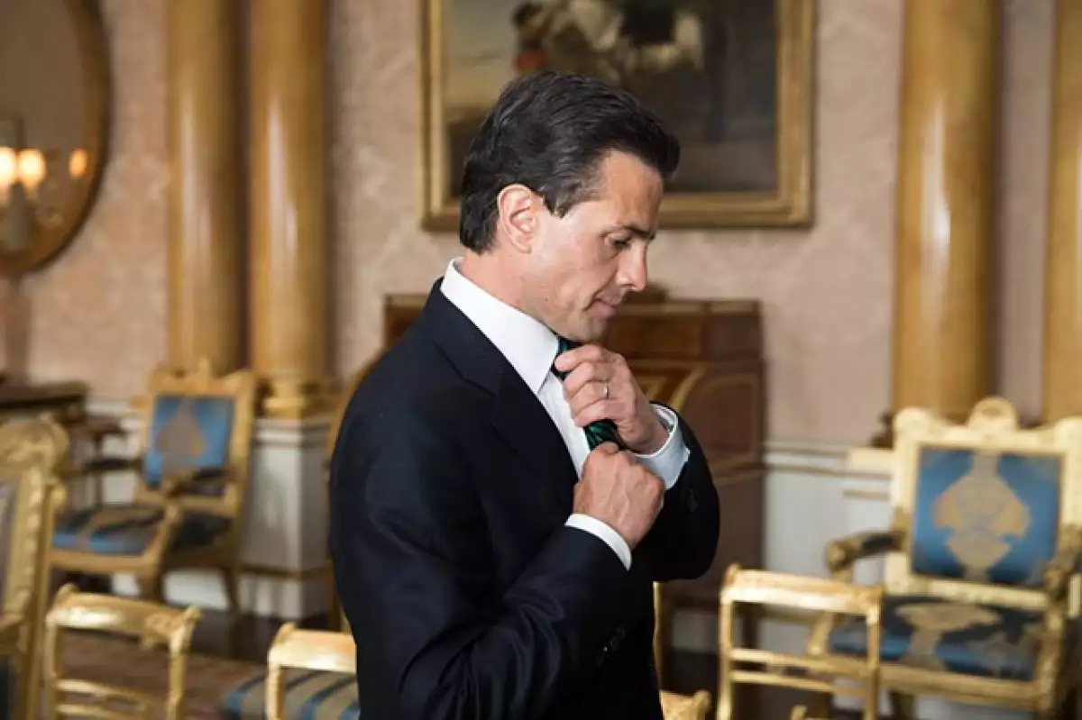 Fue en Guerrero donde el presidente de México partió su primer pastel de cumpleaños pero el destino le jugó una mala broma justo en ese momento.