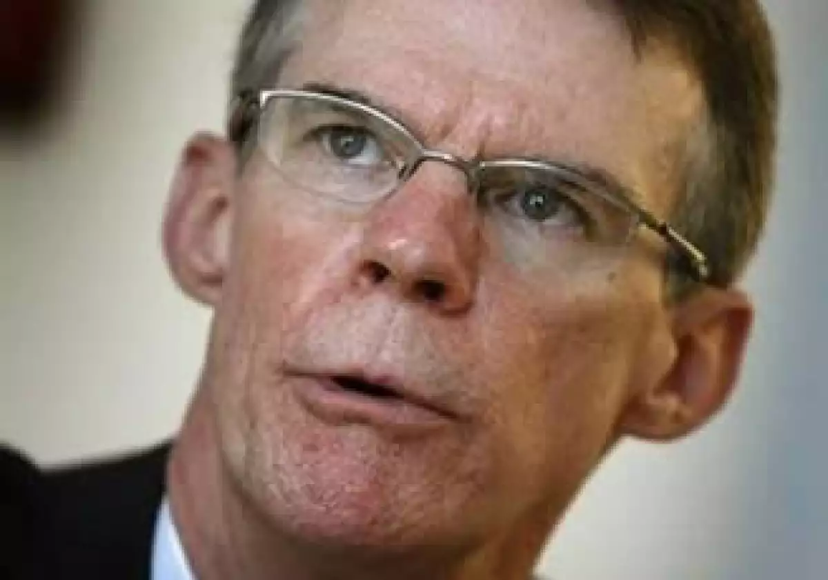 El banco liderado por Richard Davis reportó ingresos por 4,160 millones de dólares en el segundo trimestre de 2009. (Foto: Reuters)