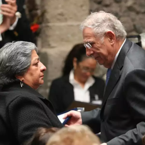 Homenaje a Jacobo Zabludovsky y Leon Davidoff.