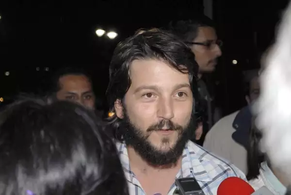 Diego Luna estuvo conviviendo con los presentes.