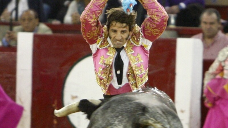 VIVAN LOS TOROS! - Página 14 ?url=https%3A%2F%2Fcherry-brightspot.s3.amazonaws.com%2Fmedia%2F2011%2F10%2F07%2Fjuan-jose-padilla-toro-cornada