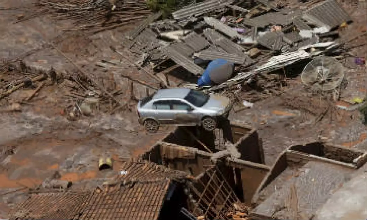 El torrente de relaves mineros recorrió más de 650 km por el río Doce, el segundo mayor del país. (Foto: Reuters/archivo)