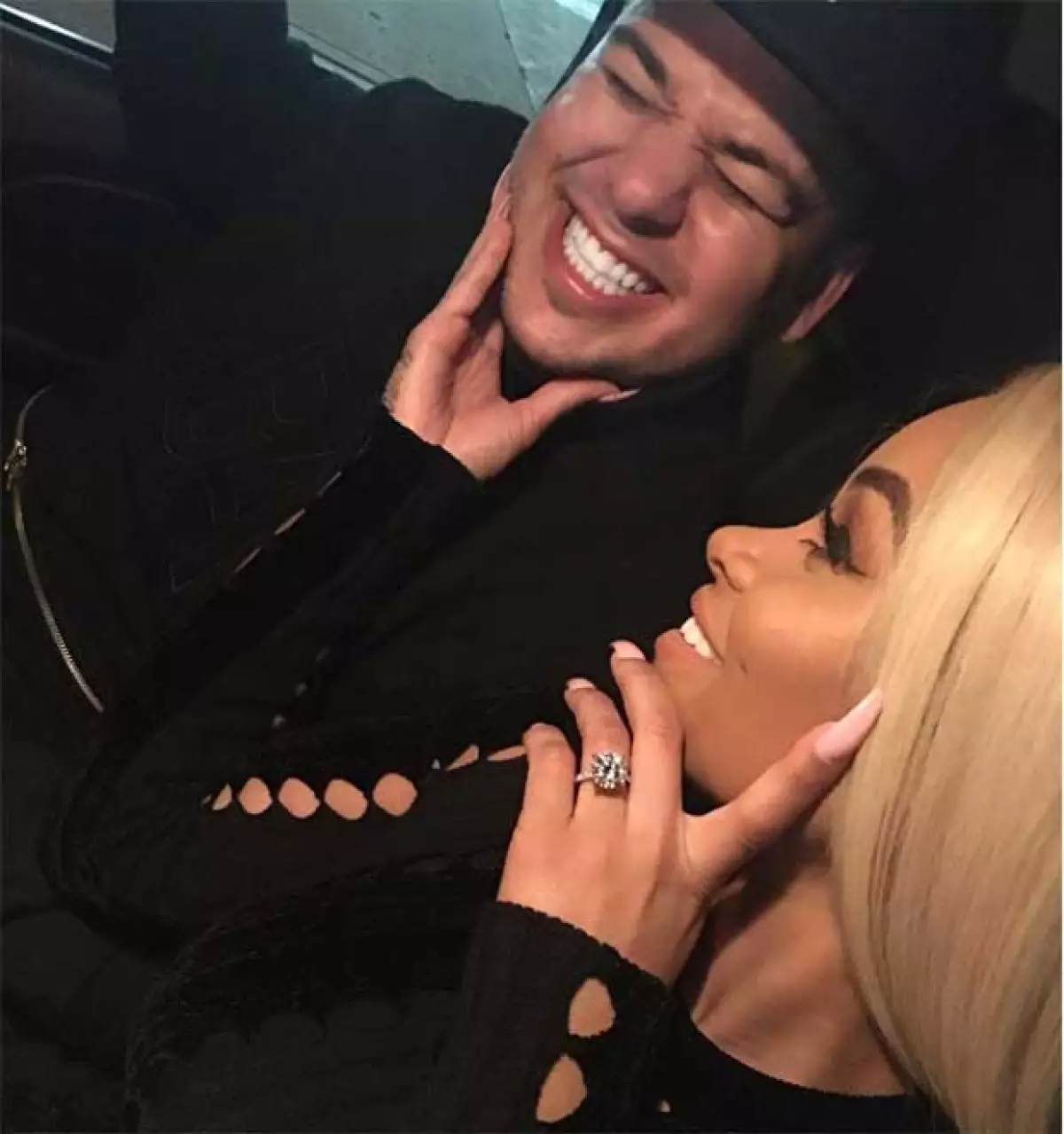 La modelo considera que el rapero y padre de su hijo King Cairo tendría que haberle pagado más de 2.500 dólares por participar en uno de sus videoclips cuando se conocieron.