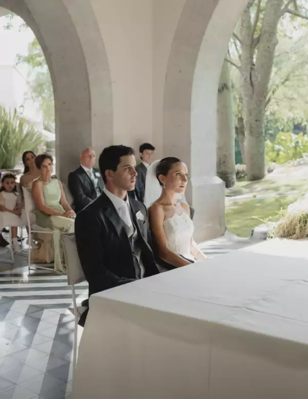 boda-hermano-mariana-rodriguez-cantu.png