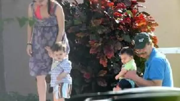 El ex presidente de México pasó unos días en Cancún, en la casa de su hija mayor Ana Cristina, ahí convivió con Vicentillo, de cinco años, y Diego, de año y medio.