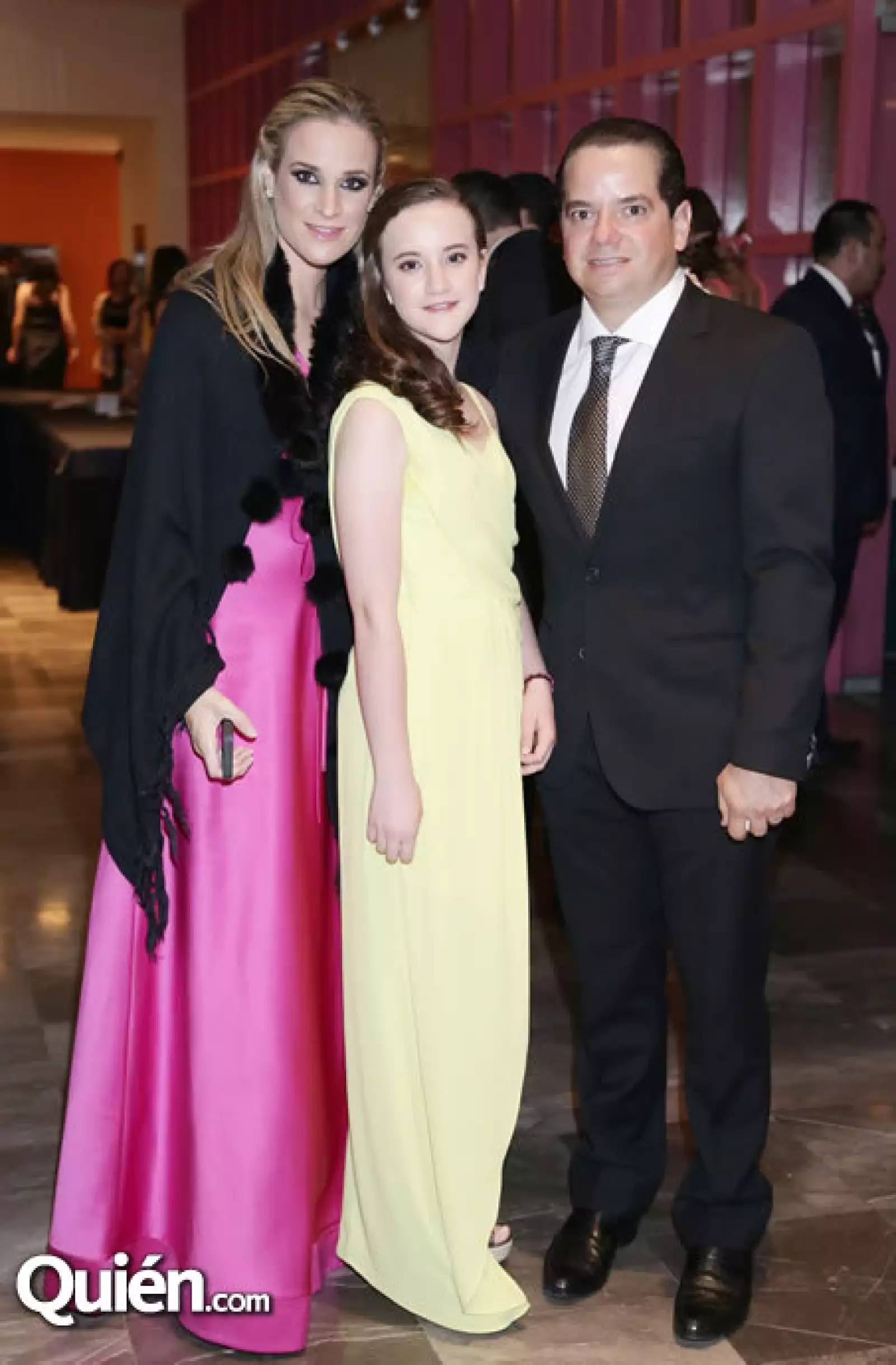 Cristina García,Malena Fernández,Mauricio Leiva