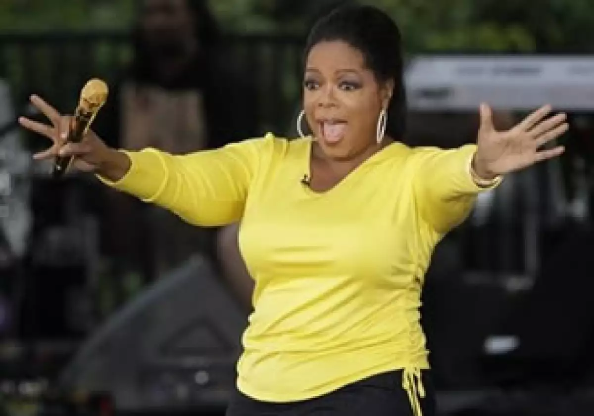 Una sola mención en el programa de Oprah Winfrey puede colocar las ventas de un libro o un pastelillo en el primer lugar. (Foto: AP)