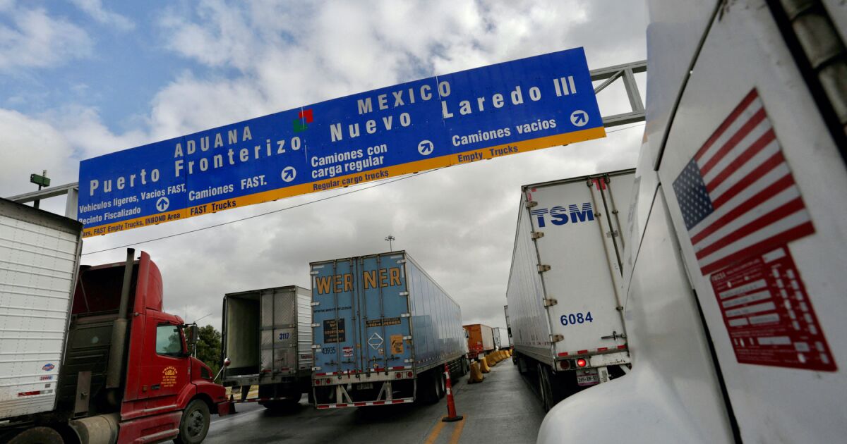 TARFIFF GERÇEKLEŞİKLERİ ELINIZ Meksika ile Trump'ın Ticari Saati ile karşı karşıya