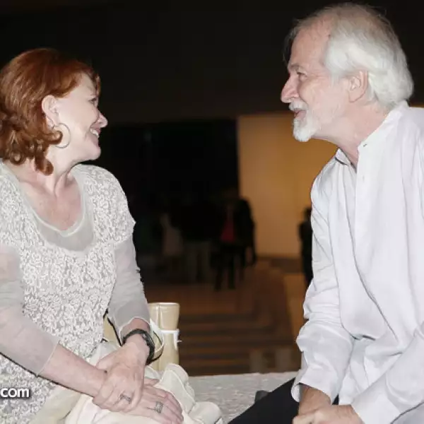 Claudia Walls,Carlos Aguirre