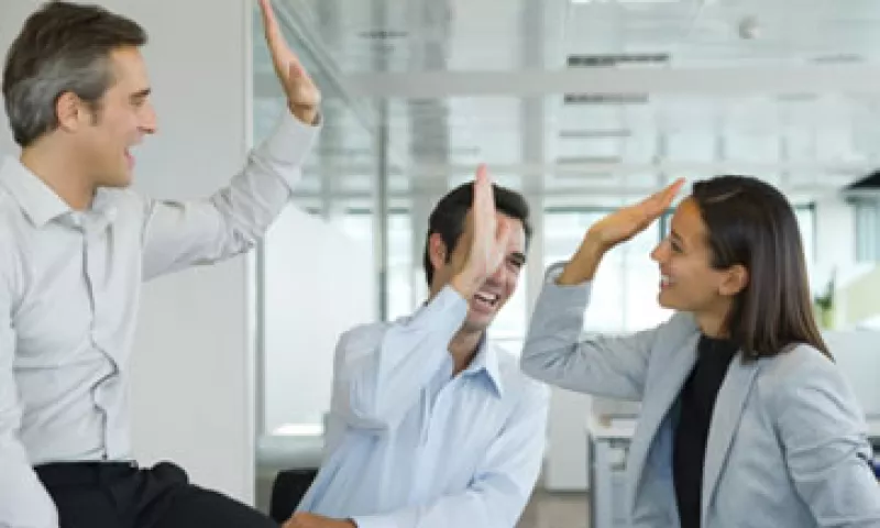 Las generaciones jóvenes de empleados dan más valor al bienestar y equilibrio de vida. (Foto: Getty Images)
