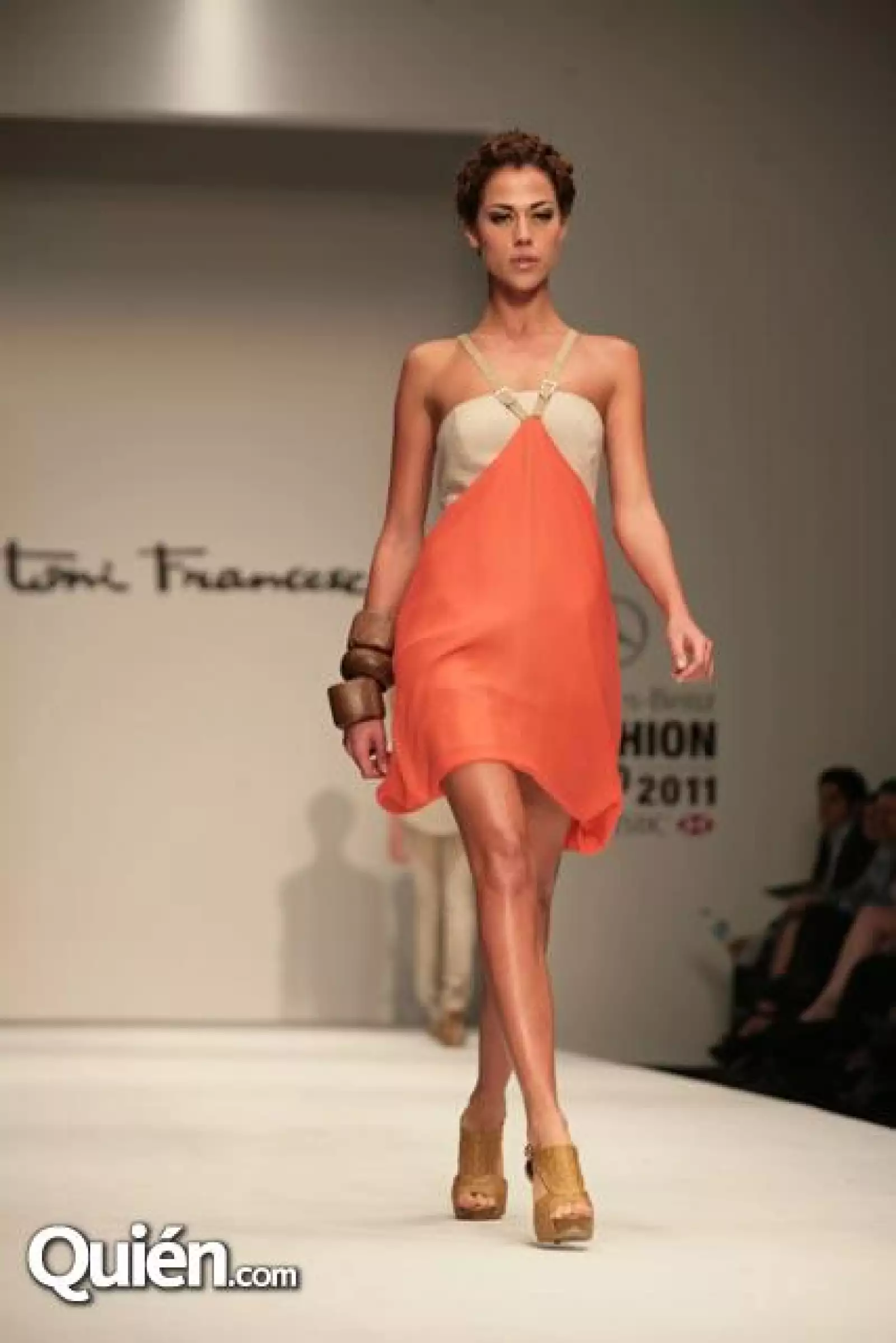 Pasarela Toni Francese