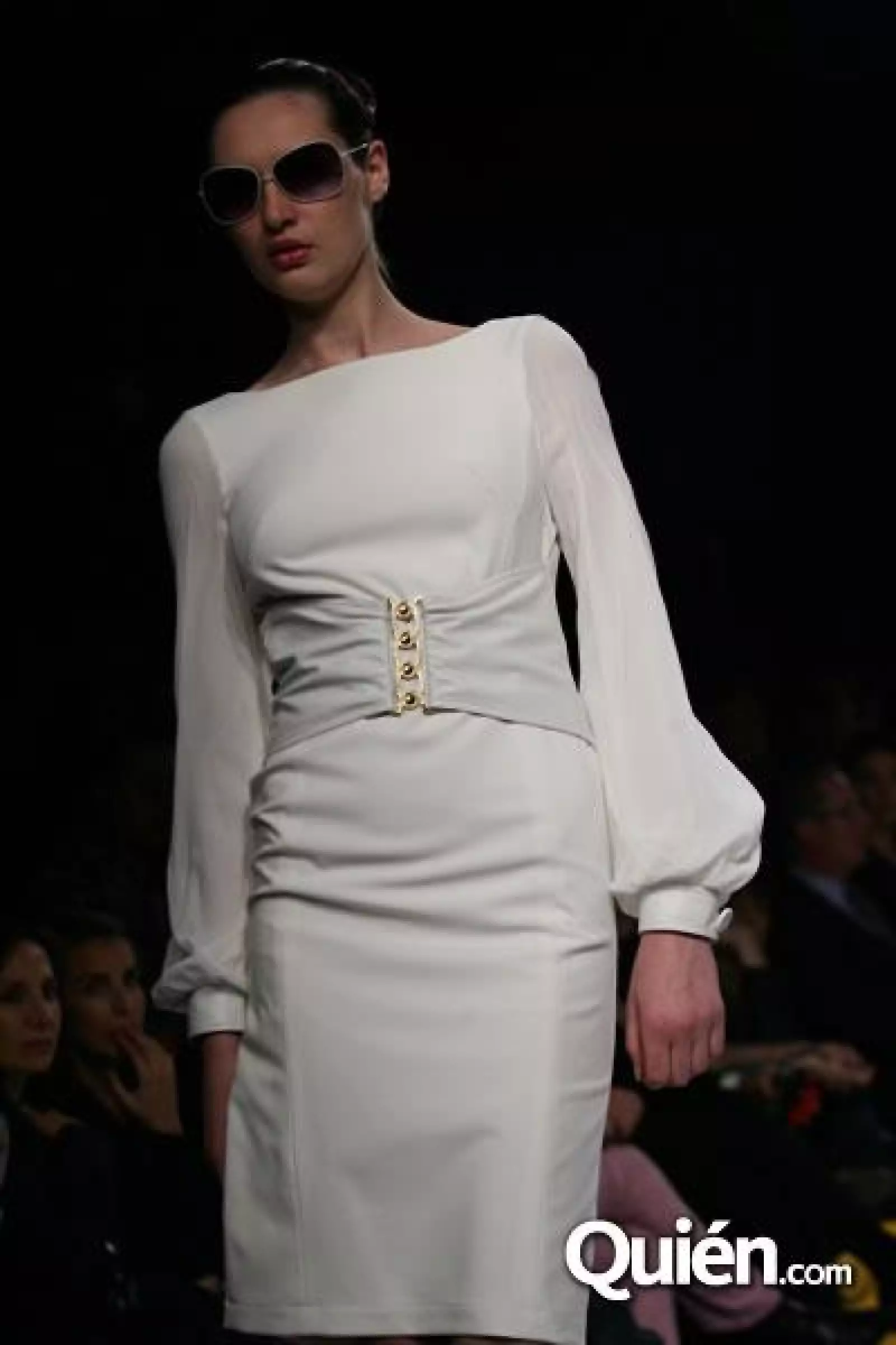 MBF Pasarela Louis Verdad.