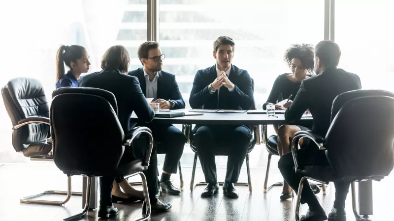 De controles de papel a controles vivos: estrategias para salvaguardar su legado empresarial
