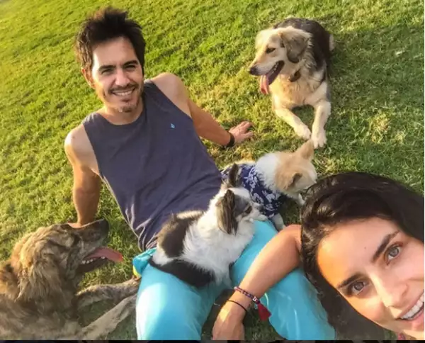 Aislinn es otra de nuestras 31 Mujeres que ama a sus perros.