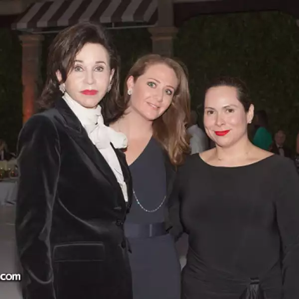 Pepita Serrano,Christiane Keller,Alexa Rodulfo