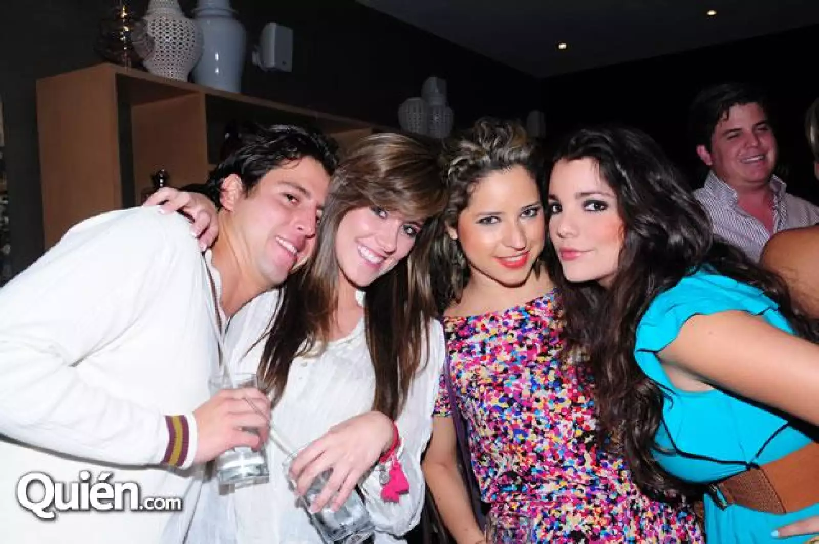 Eduardo Ortiz,Sandra de la Vega,Karla Herrera,Ingrid Chávez