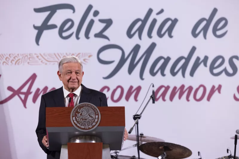 amlo-10-mayo.jpeg