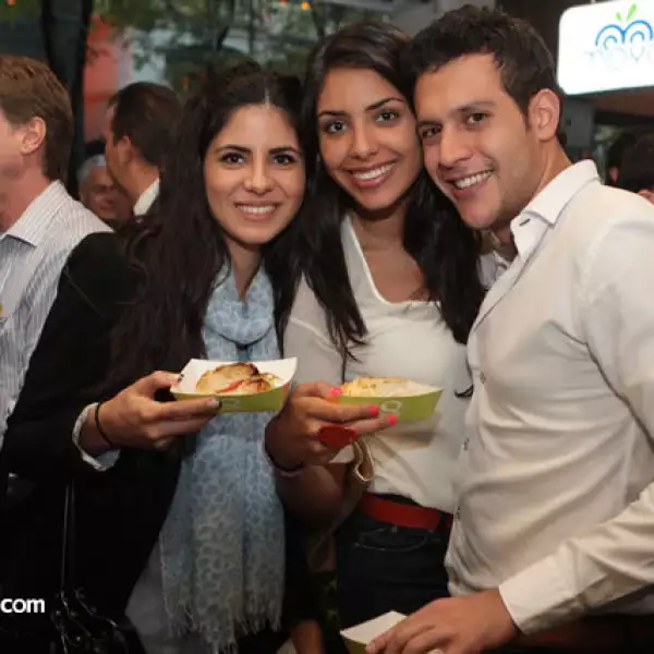 Estrella Jafif,Natalie Jafif,Jonathan Zaga