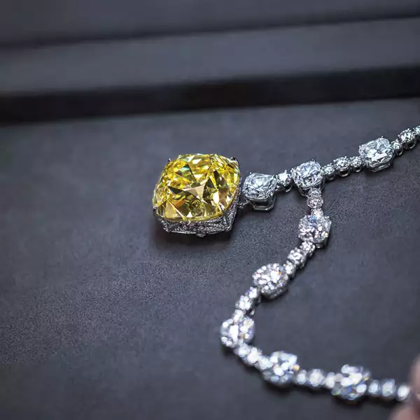 diamante-tiffany-lady-gaga-6