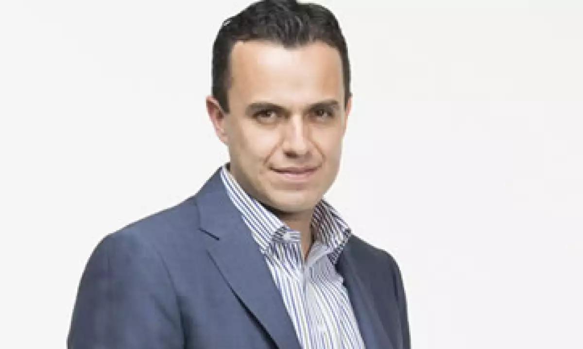 “Para hacerle frente a la competencia no hay que olvidar al cliente. Tampoco veas el negocio por los resultados”, dice Carlos Arroyo de Walmart, una de las 30 promesas en los 30, edición 2013 de la revista Expansión. (Foto: Dayan Jiménez/Jorge Garaiz)