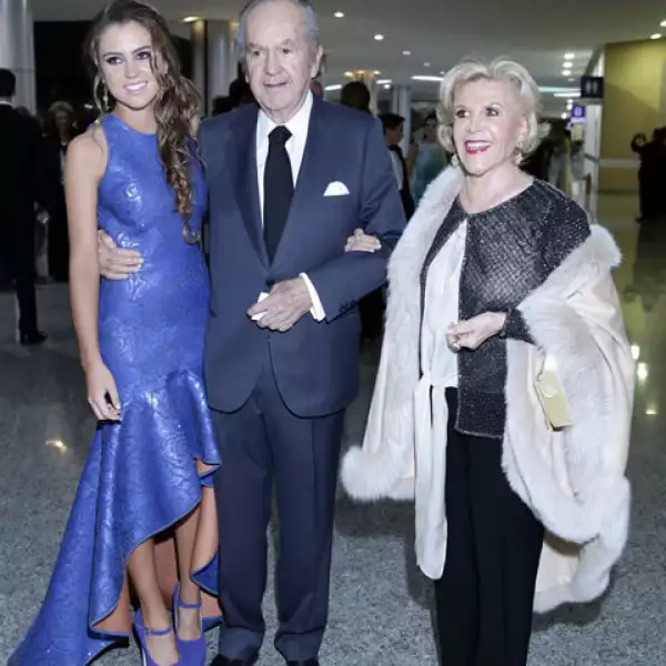 Tamara Hevia y Alberto y Tere Baillères