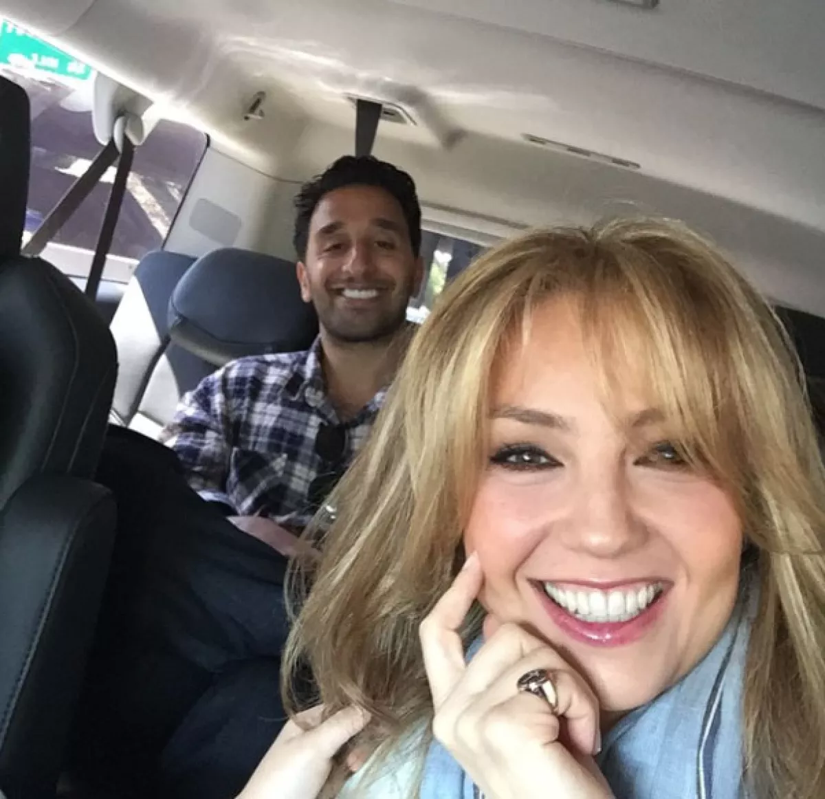 La cantante promocionó a su cuñado en su red social.