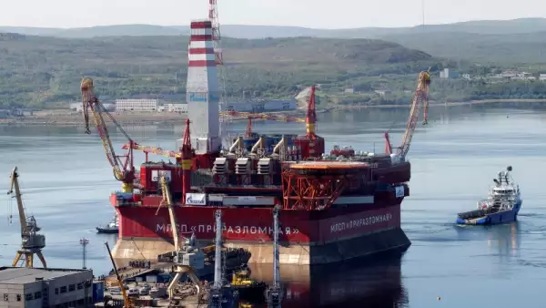 Congelar la producción de petróleo puede ser insuficiente para que se recuperen los precios del petróleo.