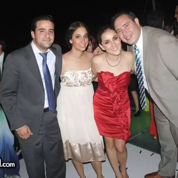 Fabricio Vega,Martha Horta,Anay Gonzalez y Mauricio Espinoza