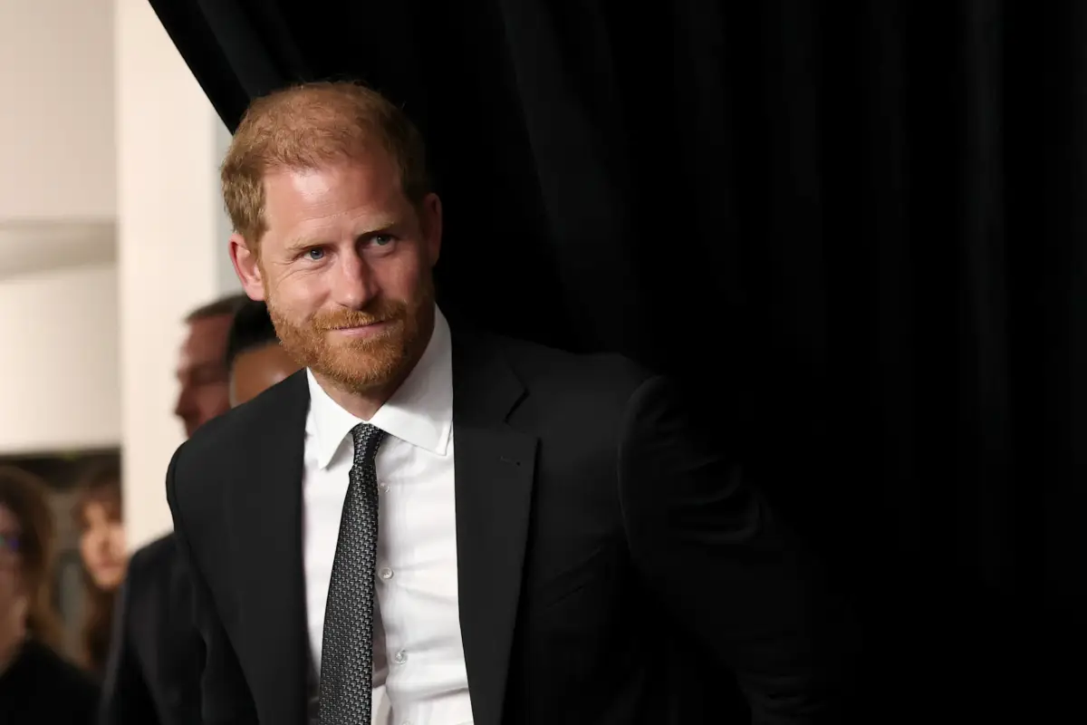 El príncipe Harry y otros famosos deberán indemnizar al Daily Mail con millonaria cantidad