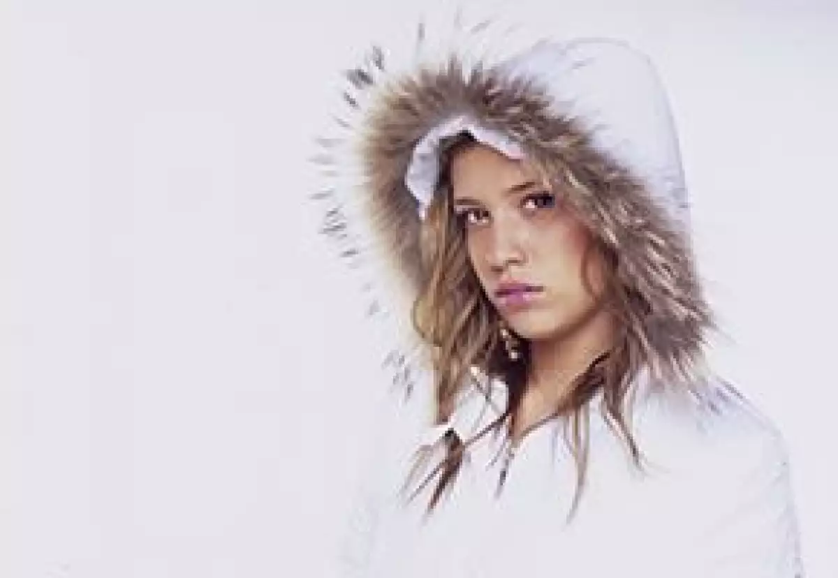 La primogénita de "El Sol" se confesó con Quién.