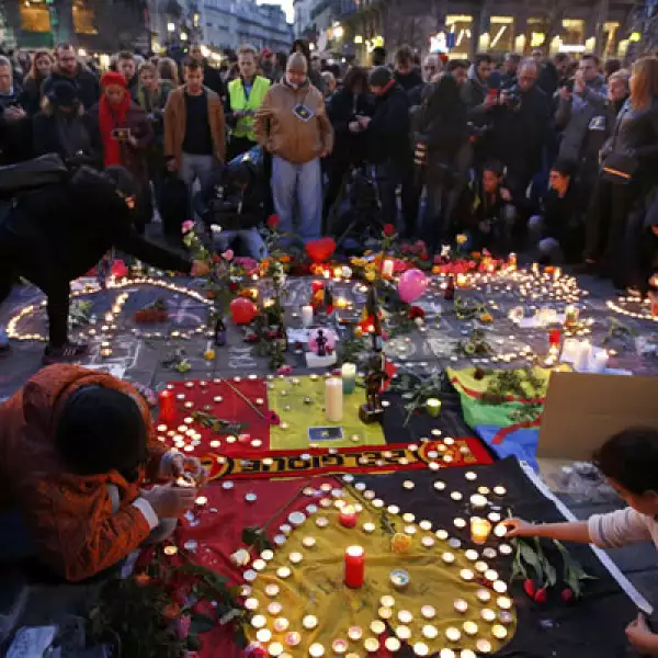 El Gobierno declaró tres días de duelo nacional tras los ataques.