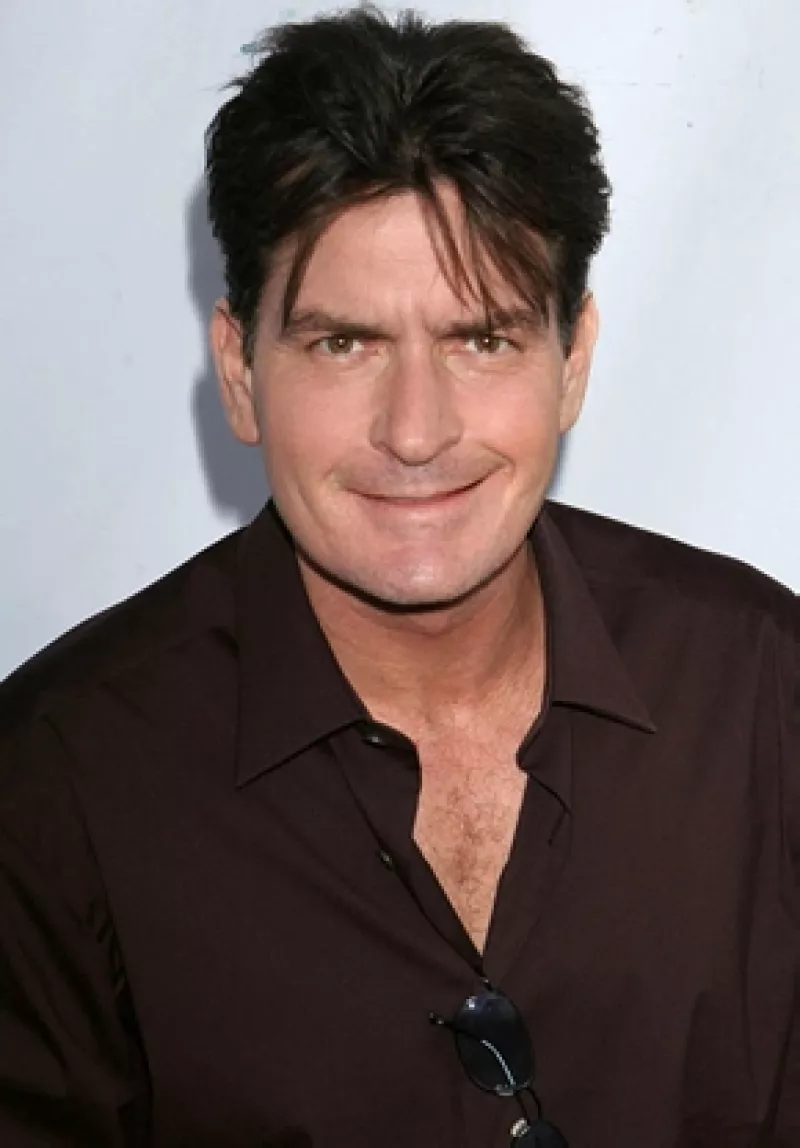 Una amiga del actor declaró que el consumo de sustancias durante una fiesta de más de 36 horas por parte del actor precedieron su hospitalización.