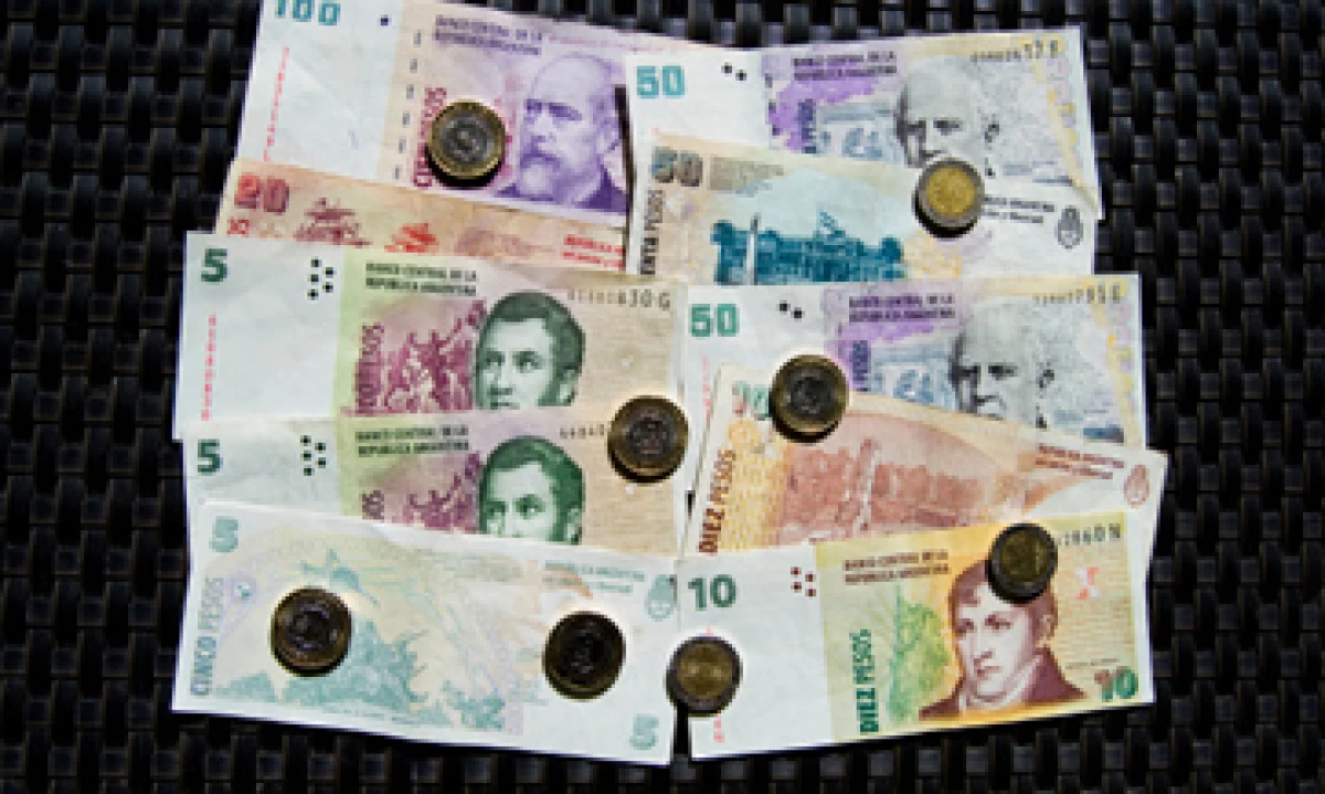Las bajas reservas de divisas y la mala gestión económica general en Argentina inquietan a los economistas. (Foto: Getty Images)