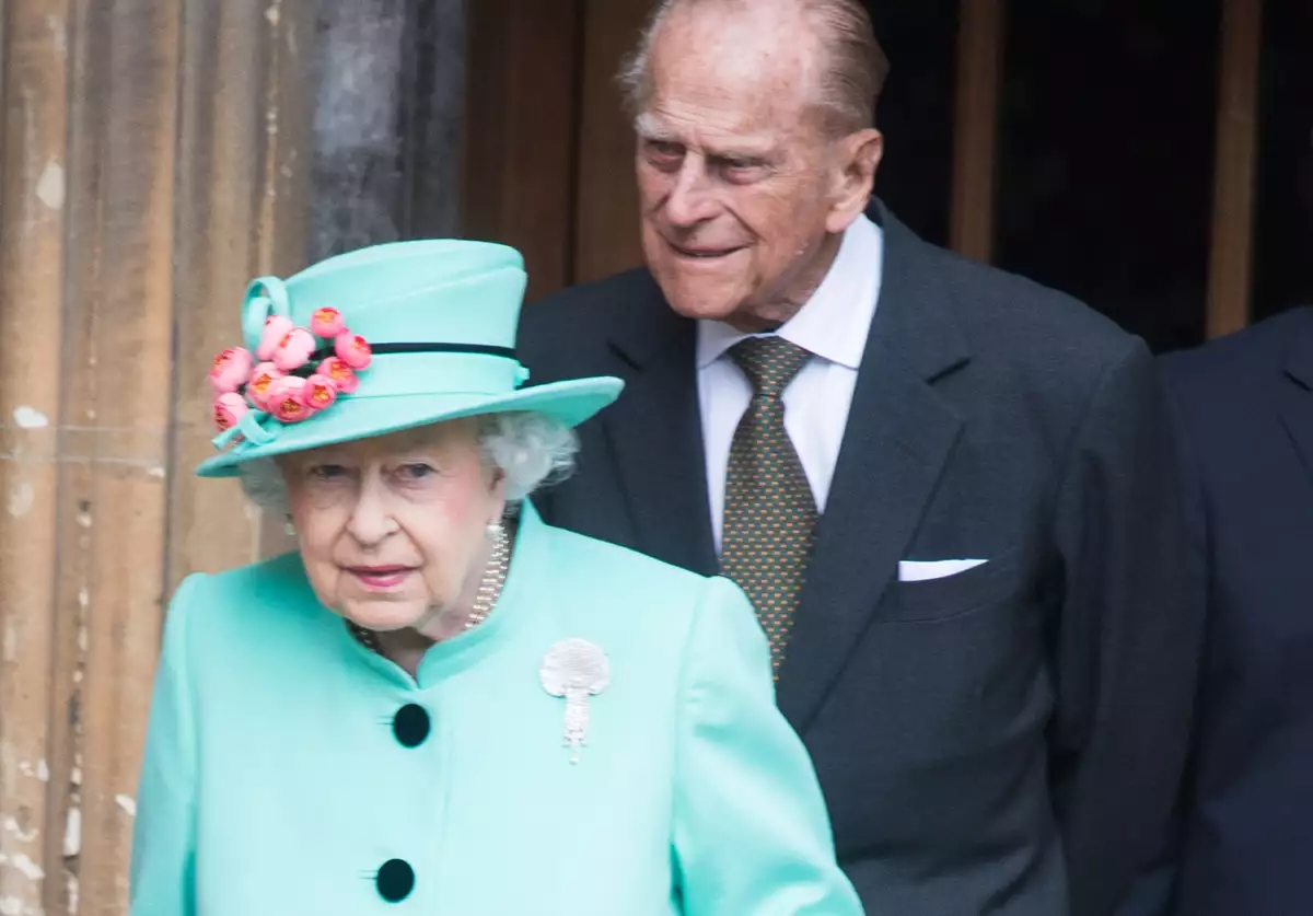 Isabel II, Príncipe Felipe