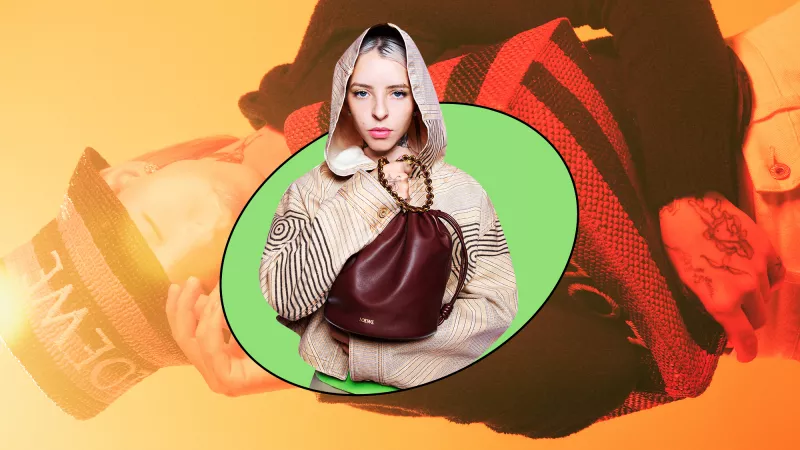 Young Miko en la nueva campaña de Loewe Paula's Ibiza