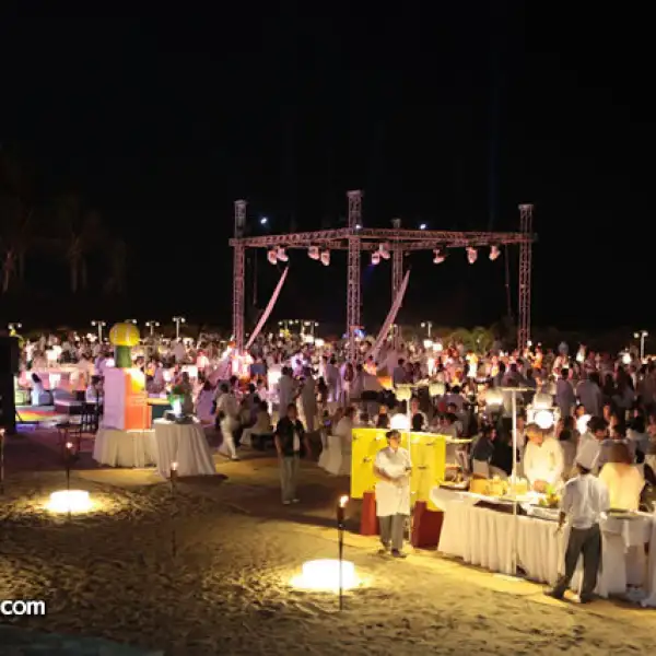 Fiesta de Blanco Abierto de Tenis de Acapulco