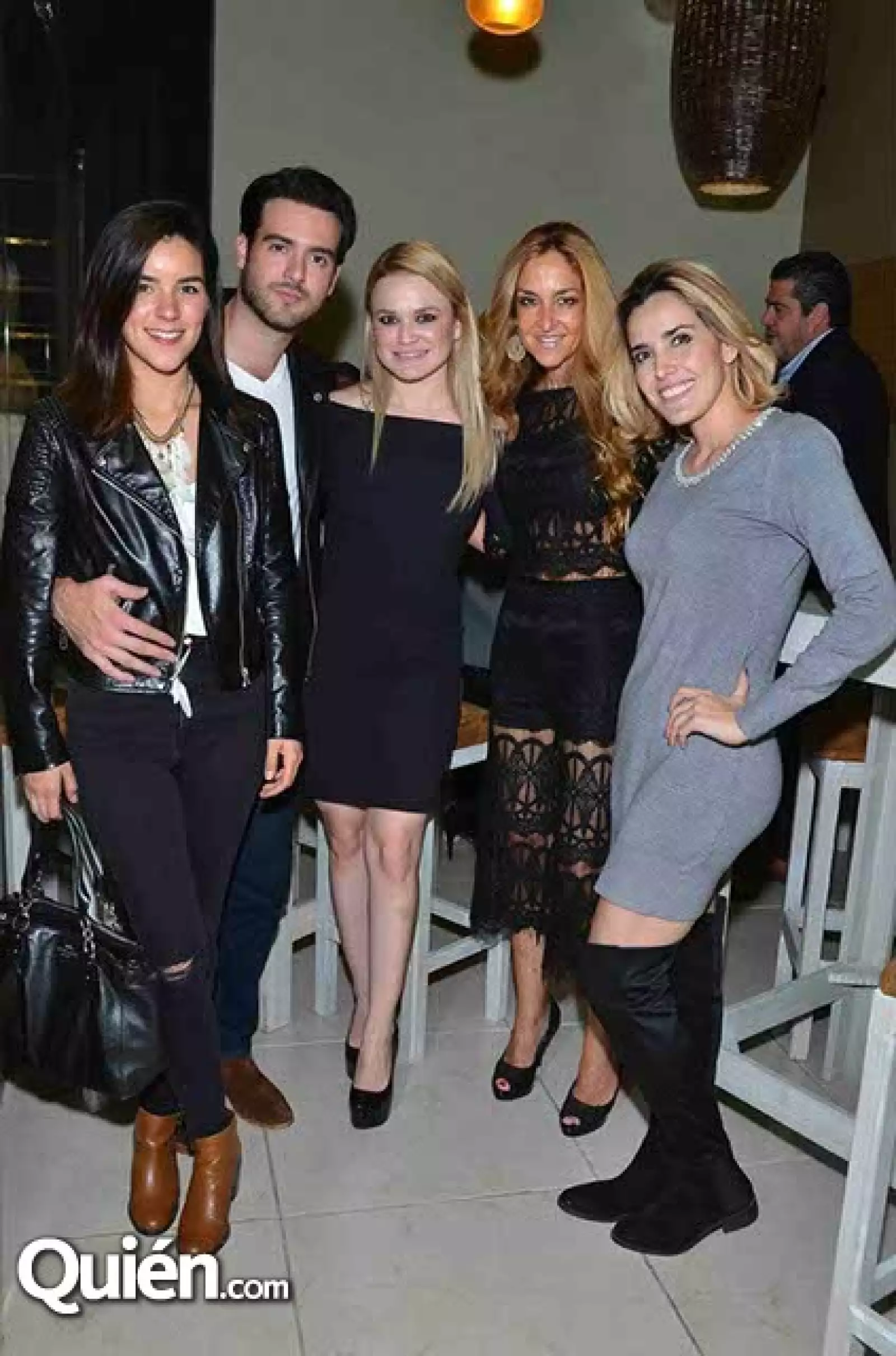 Ana Araujo,Pablo Lyle,Lorena Miranda,Mariana Rivas y Claudia Solórzano.