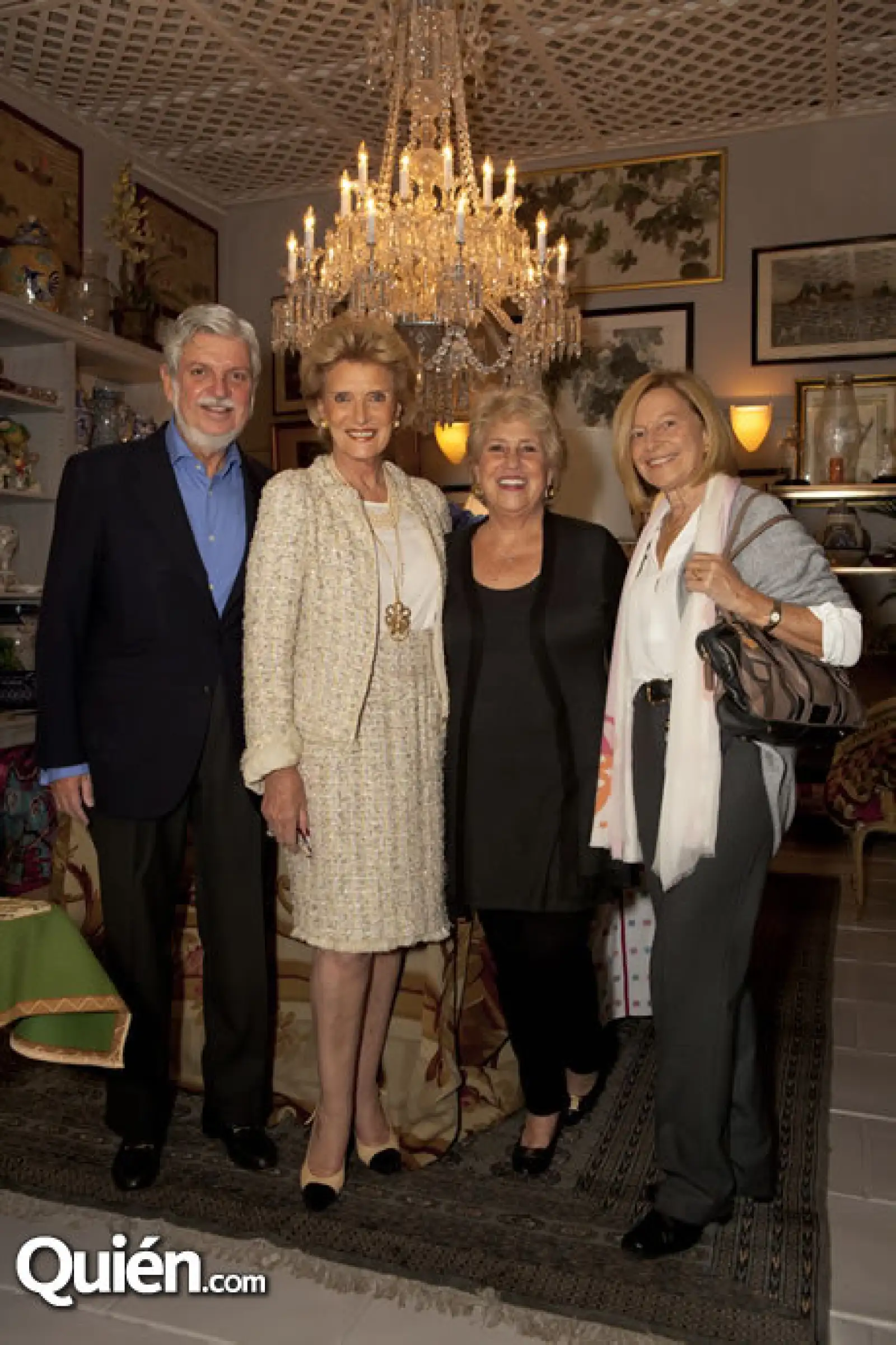 Manuel Alabart,Viviana Corcuera,Laura Carazo,Cristina Spottorno