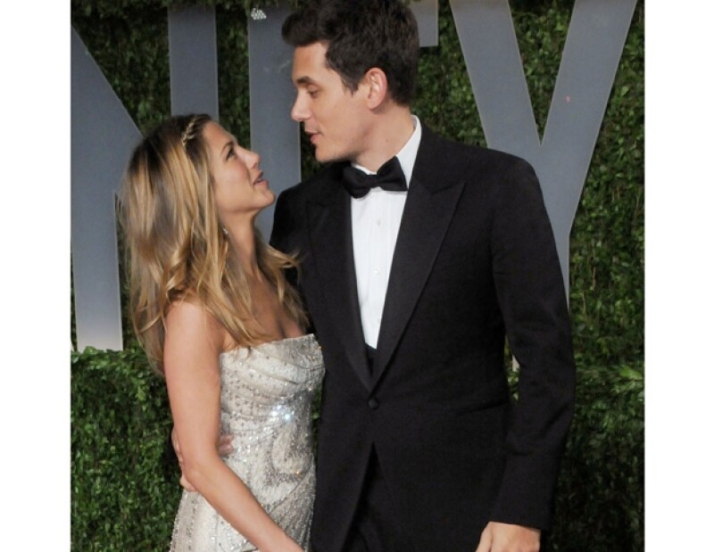 Aniston y Mayer tuvieron una relación de noviazgo en 2009.