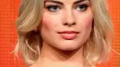 The Piper Center for Eternal Wellness reveló que comenzó a asistir gracias a su ex novia, la modelo Erin Heatherton.