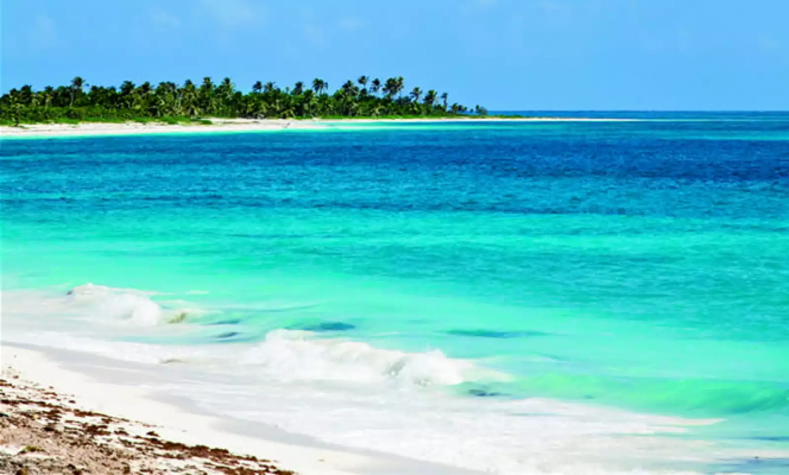 La cantidad de tonos de azul y verde que se mezclan en las aguas caribeñas crea un paisaje único.