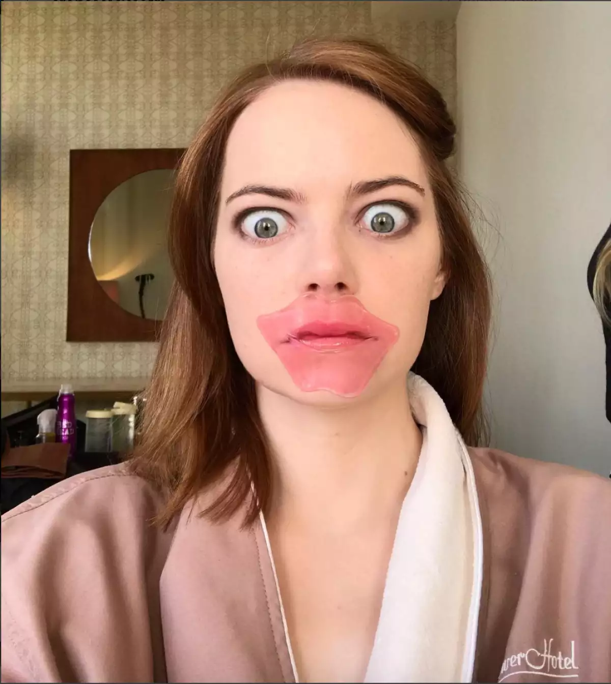 Emma Stone mascarilla de labios