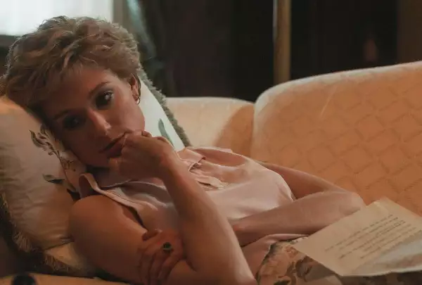 Elizabeth Debicki como Lady Di