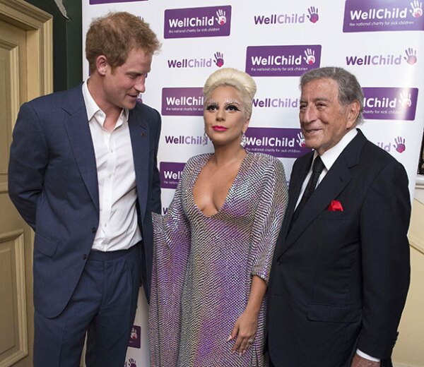 Con esta foto dio de qué hablar hace apenas unos meses luego de su encuentro con Lady Gaga.